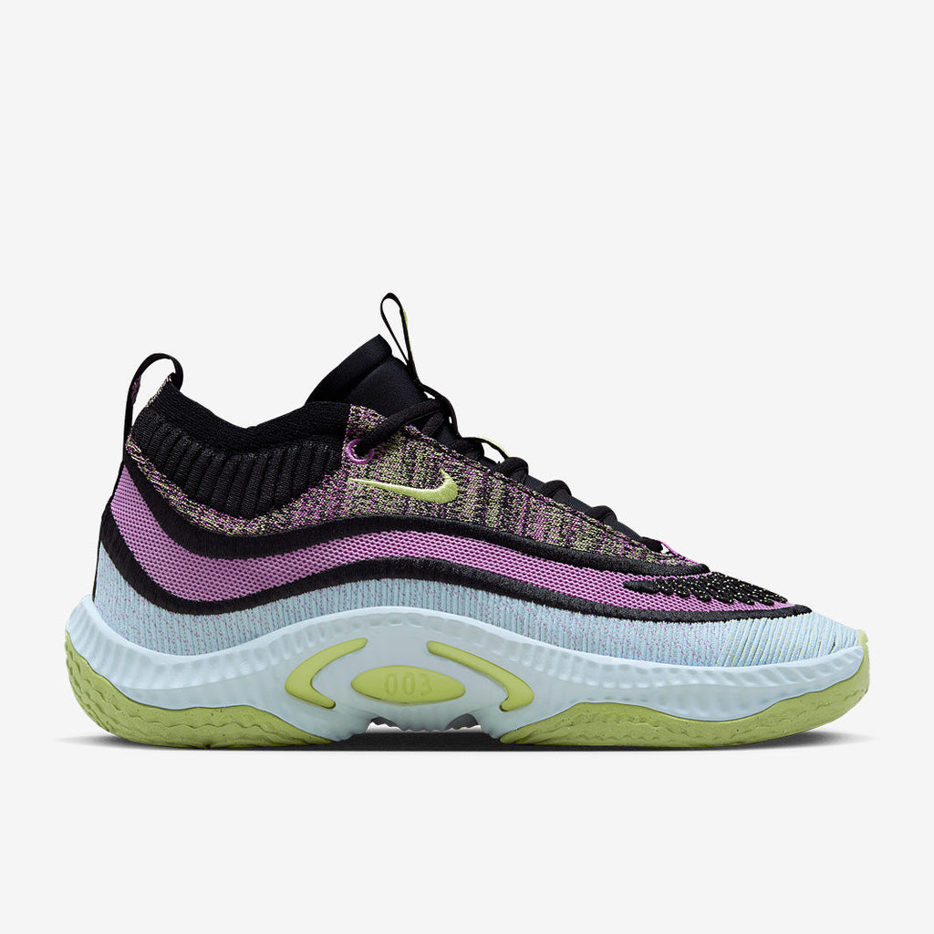 Nike Cosmic Unity 3