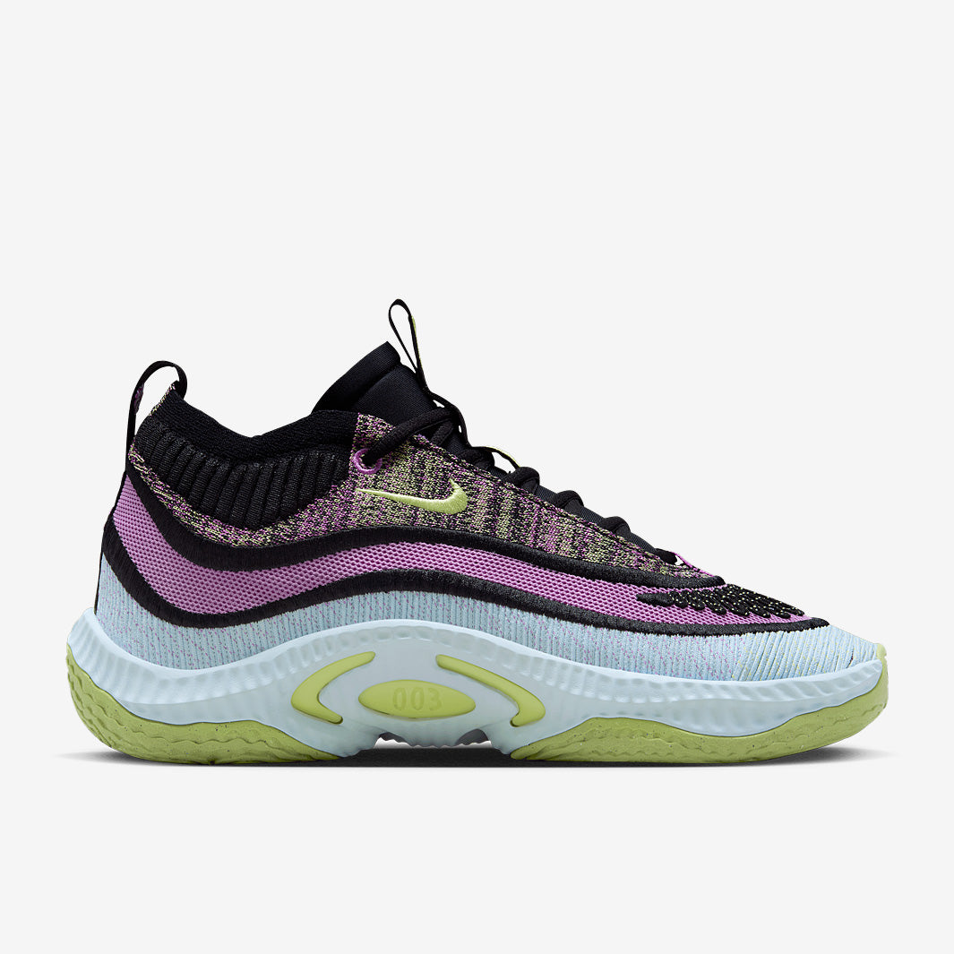 Nike Cosmic Unity 3