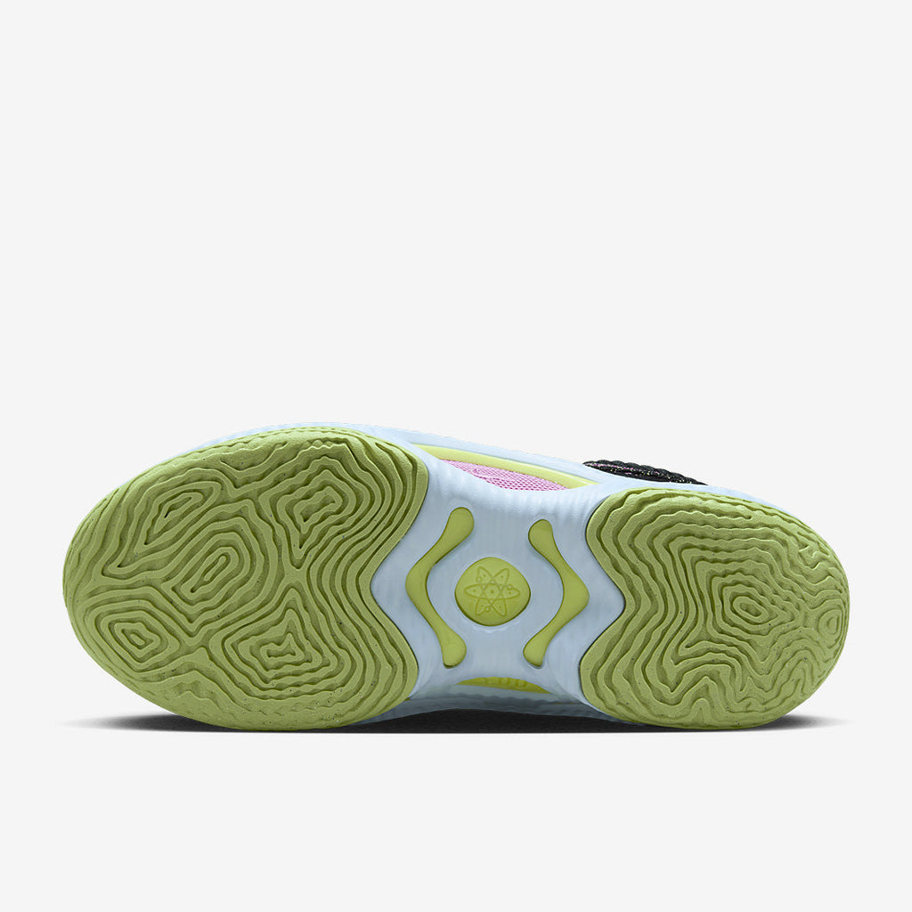 Nike Cosmic Unity 3