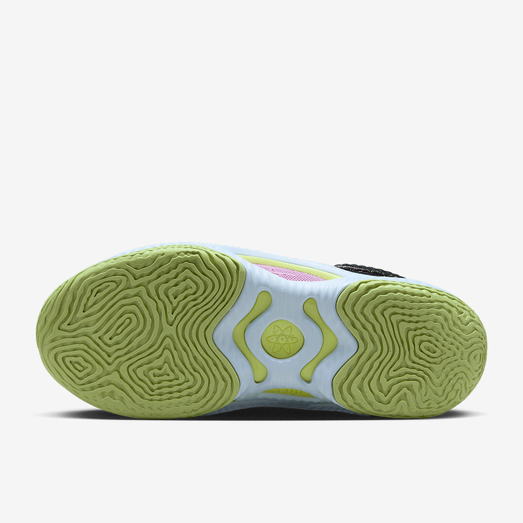Nike Cosmic Unity 3