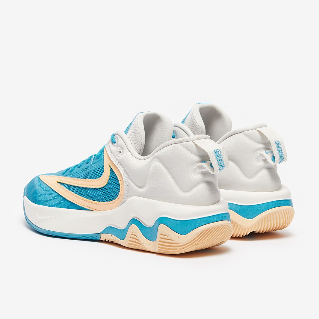 Nike Giannis Immortality 3