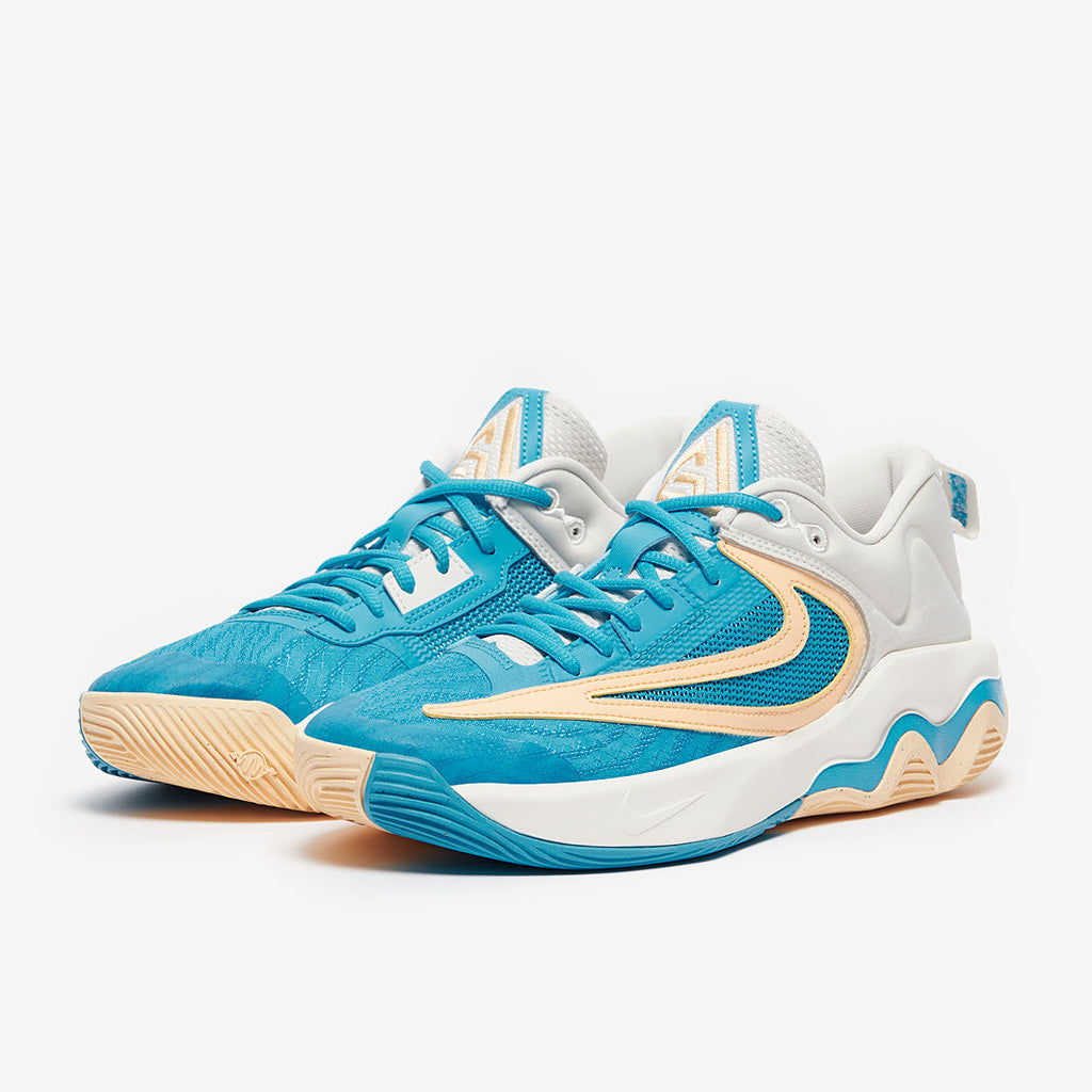 Nike Giannis Immortality 3