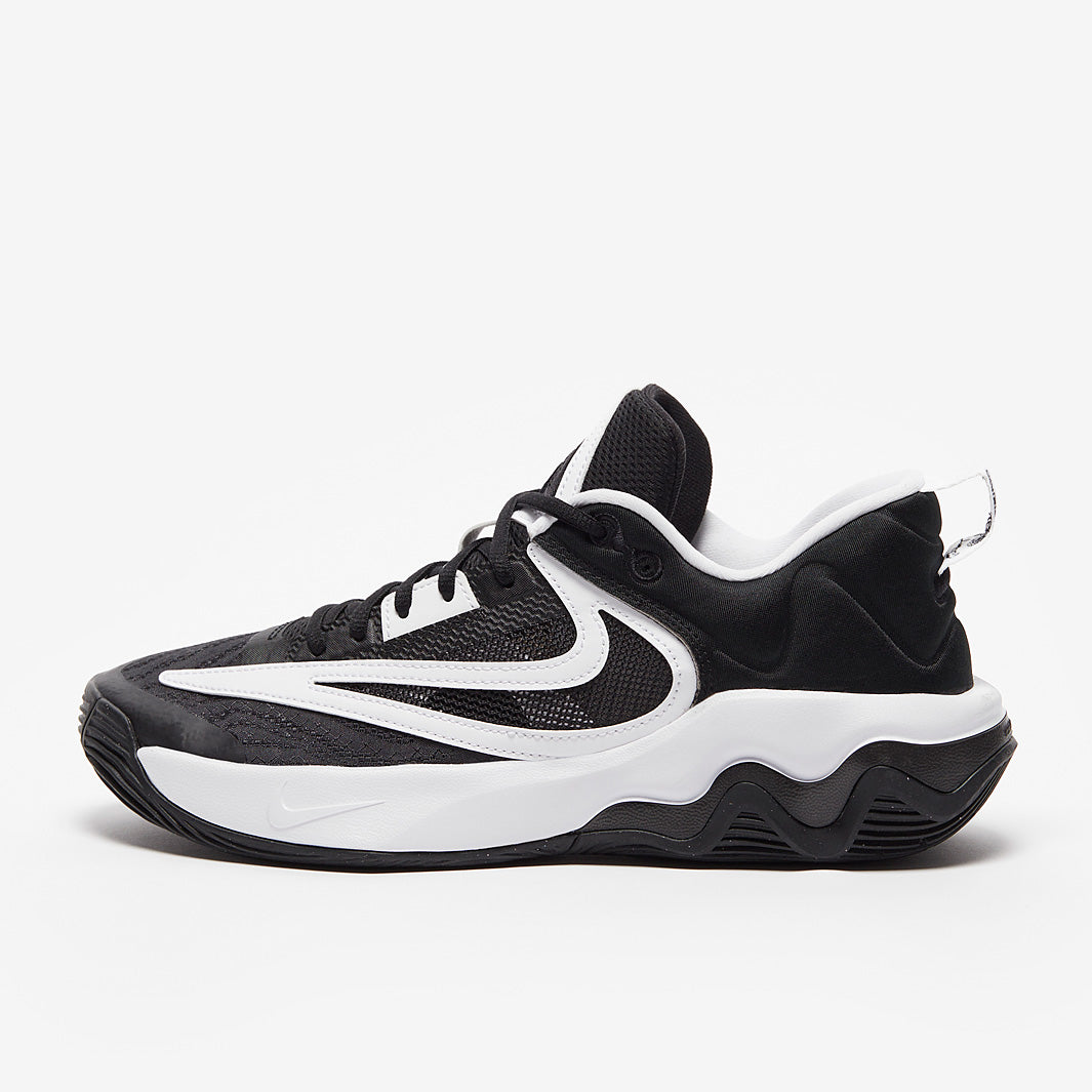 Nike Giannis Immortality 3