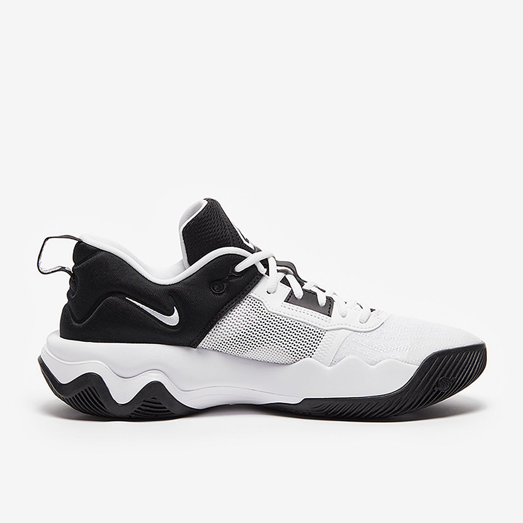 Nike Giannis Immortality 3