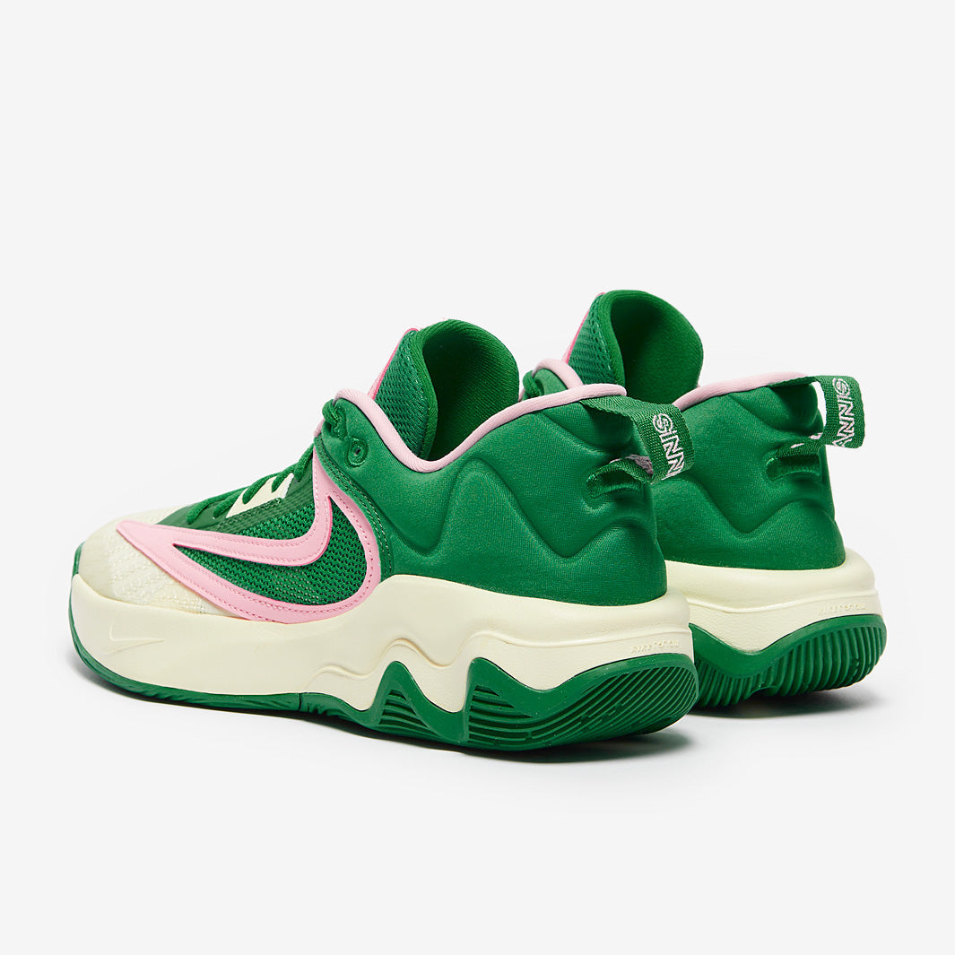 Nike Giannis Immortality 3