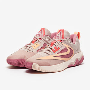 Nike Giannis Immortality 3