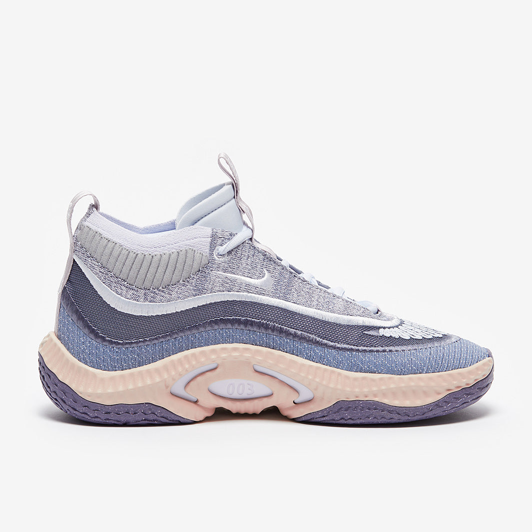 Nike Cosmic Unity 3