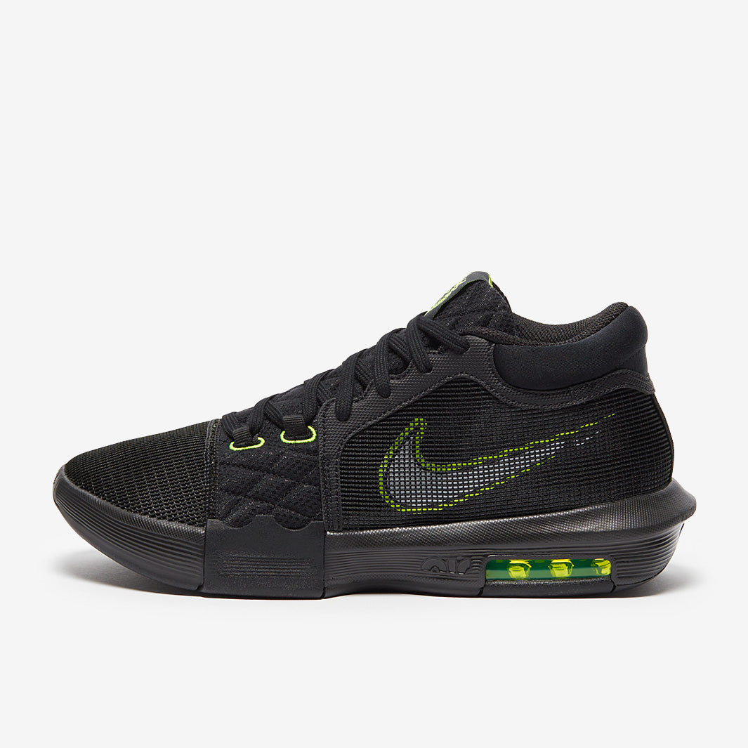 Nike LeBron Witness 8
