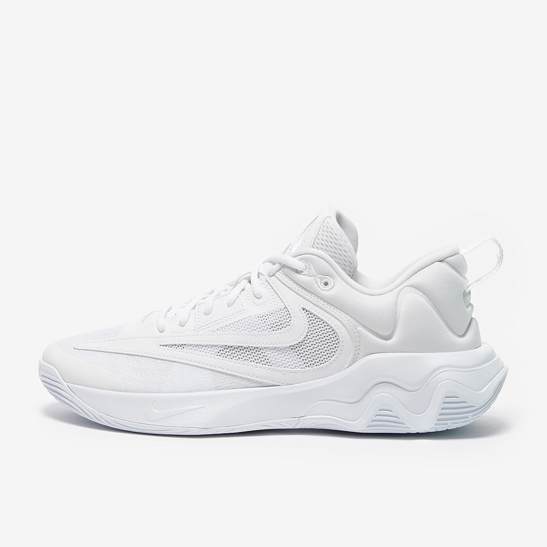 Nike Giannis Immortality 3