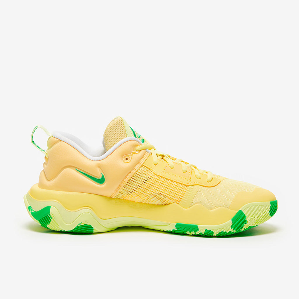 Nike Giannis Immortality 3
