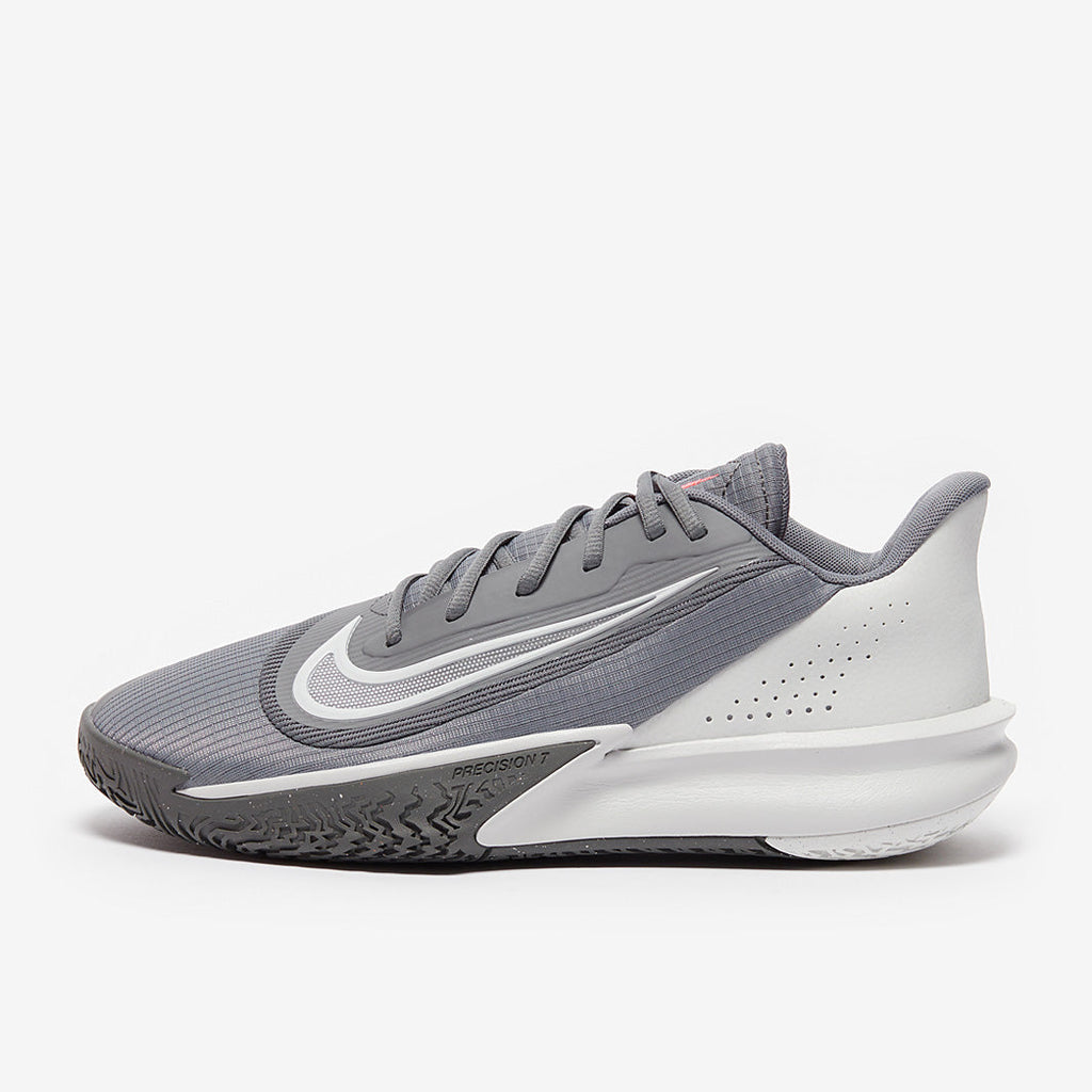 Nike Precision 7