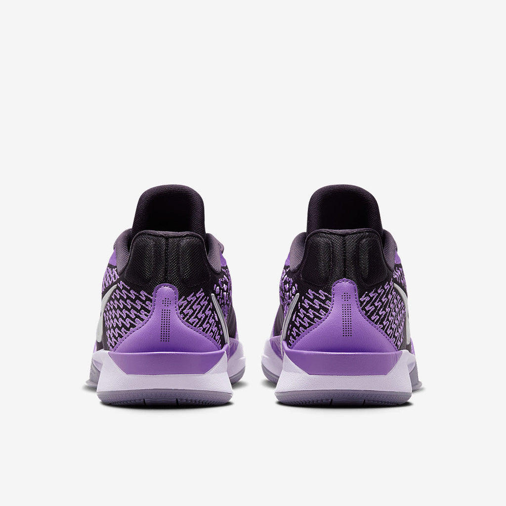 Nike Womens Sabrina 2