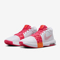 Nike LeBron Witness 8