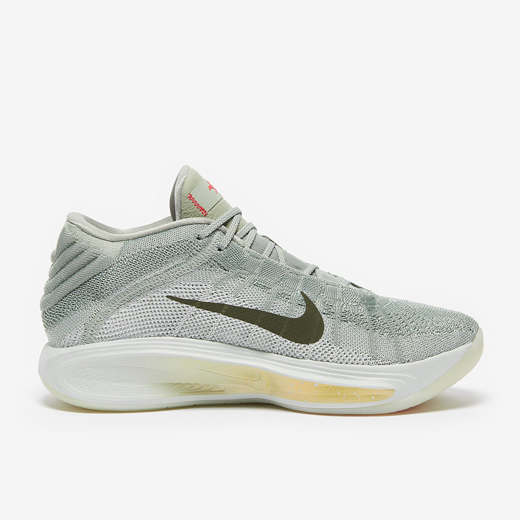 Nike G.T. Hustle 3