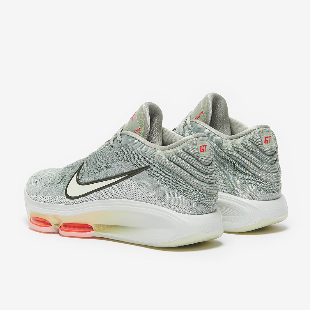 Nike G.T. Hustle 3