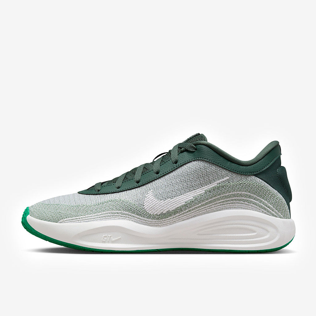 Nike G.T. Hustle Academy