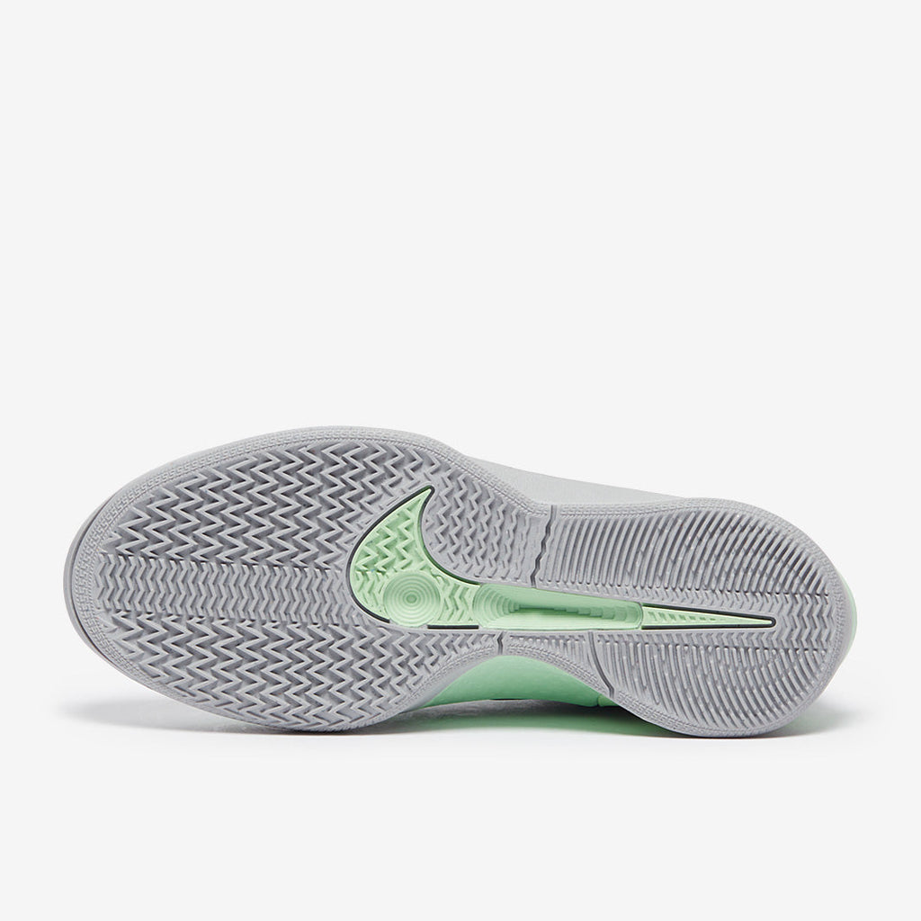 Nike Womens Sabrina 2