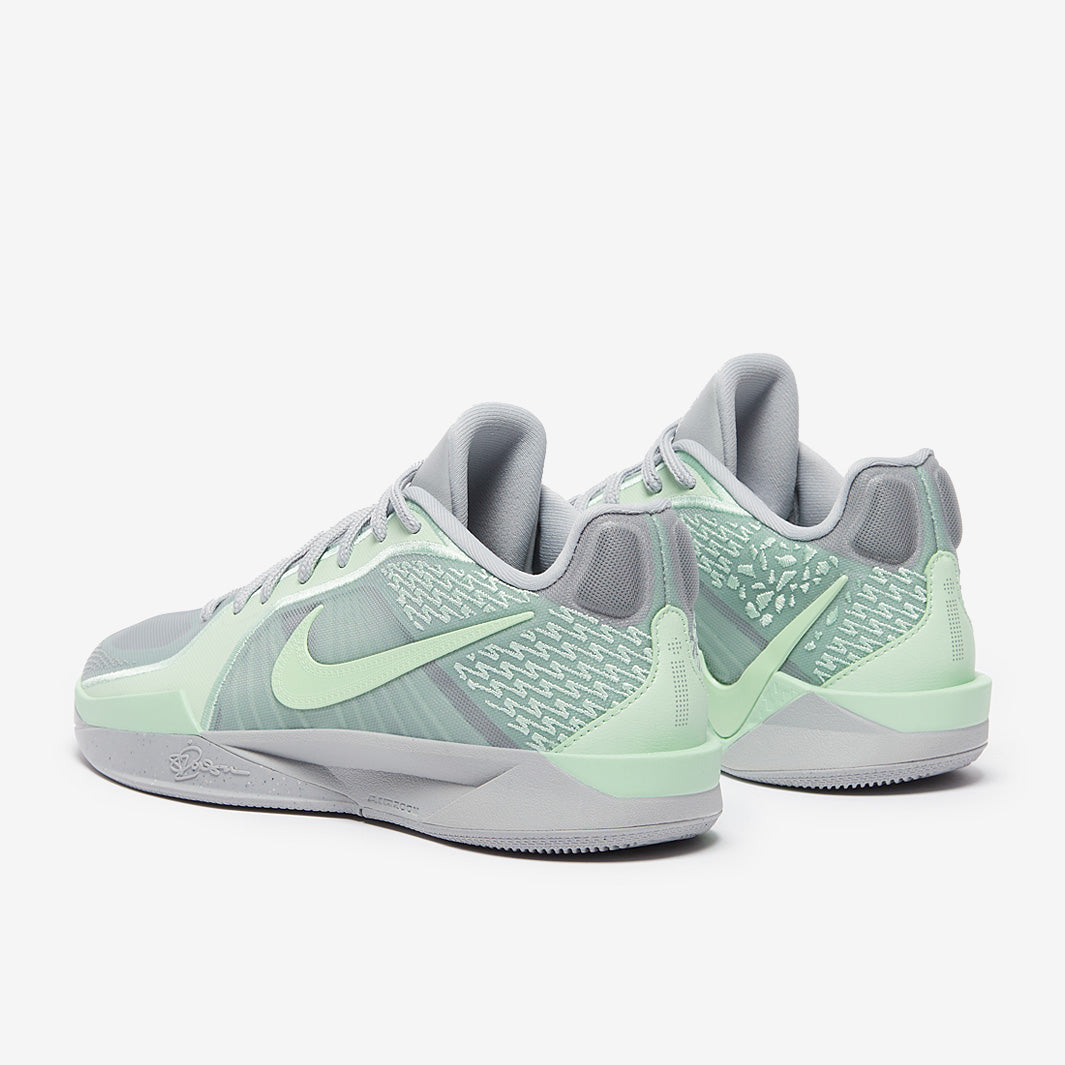 Nike Womens Sabrina 2