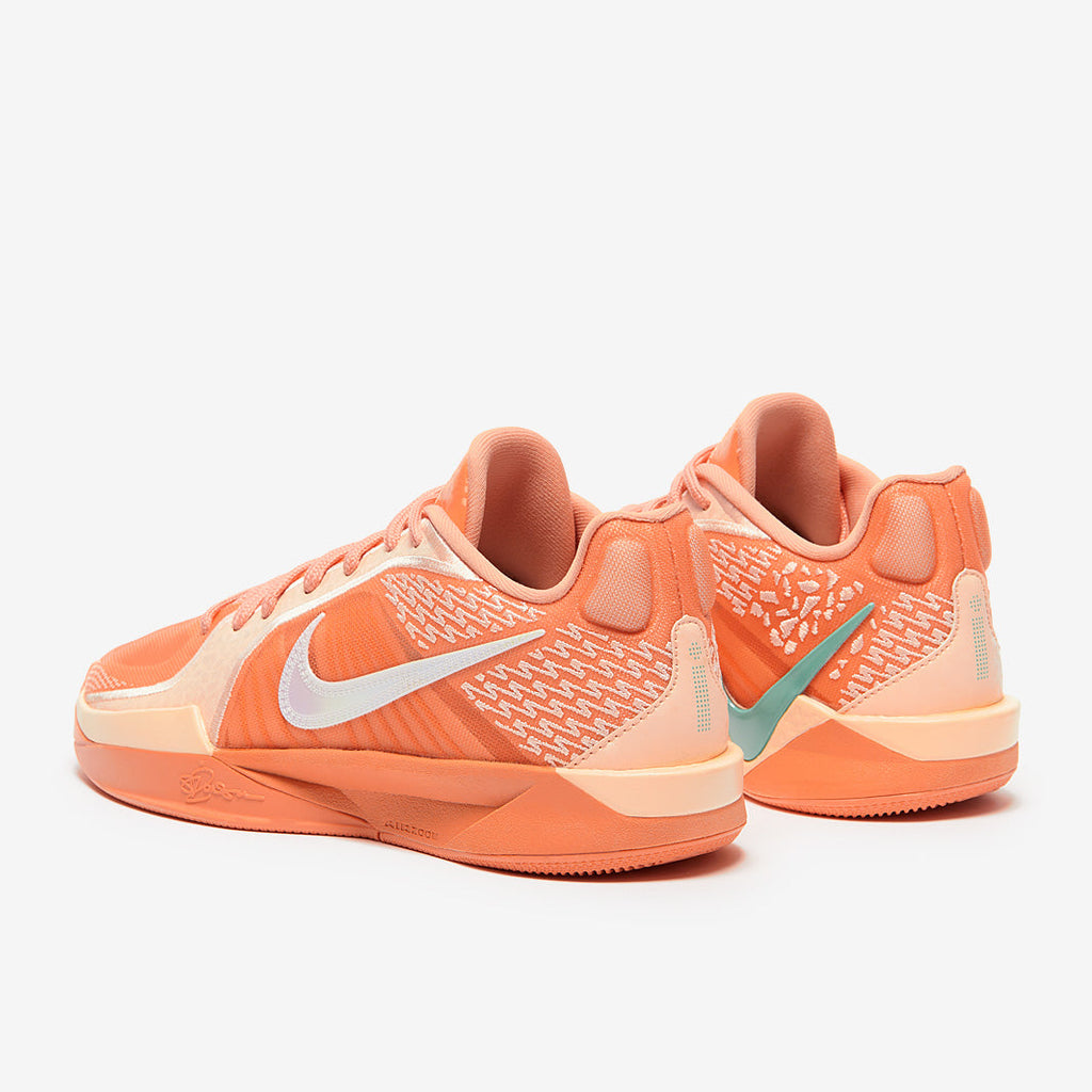 Nike Sabrina 2