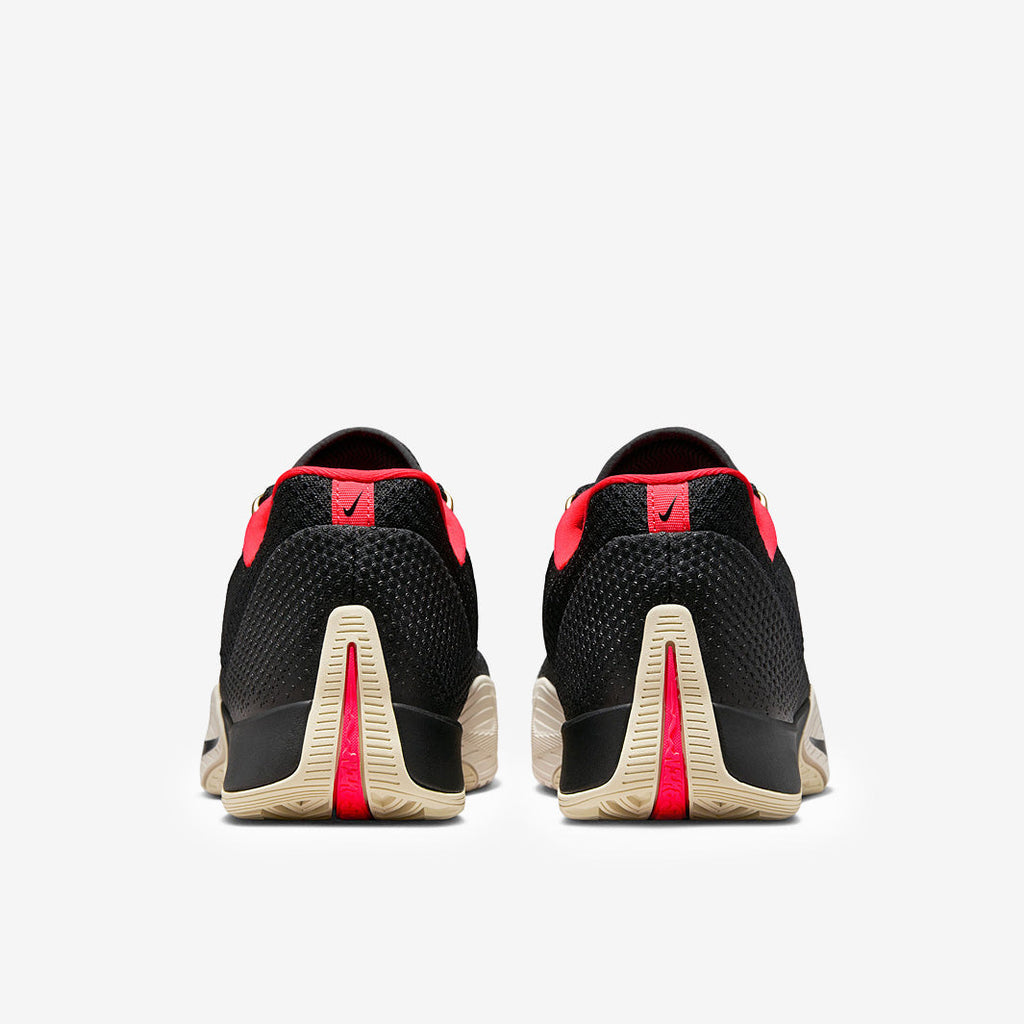 Nike S.T Flare
