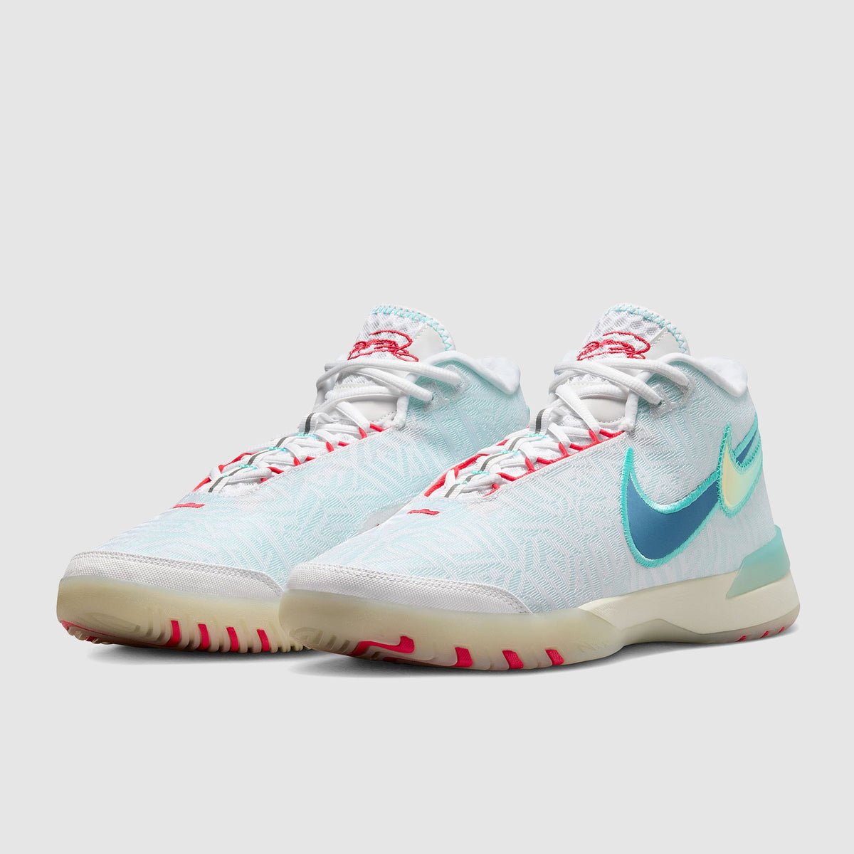 Nike LeBron NXXT Genisus
