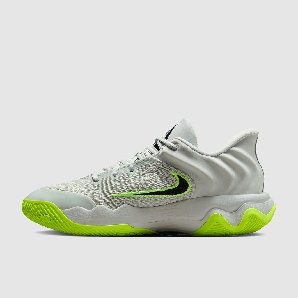 Nike Giannis Immortality 4