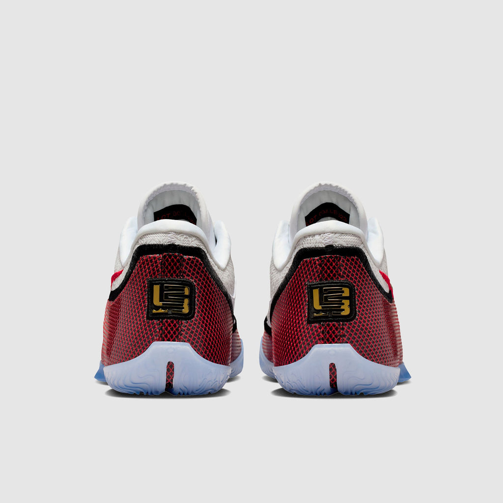 Nike LeBron 23