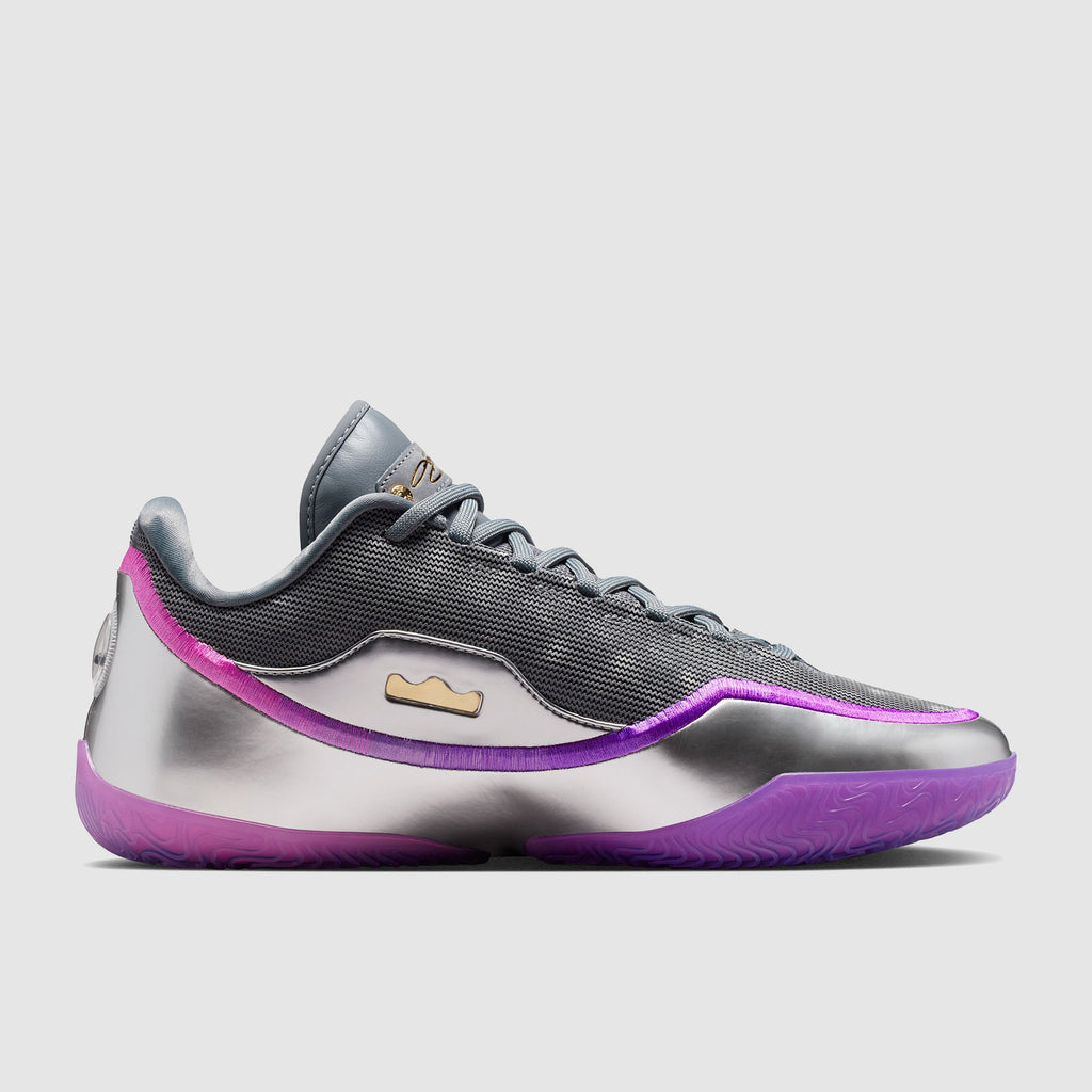 Nike LeBron 23