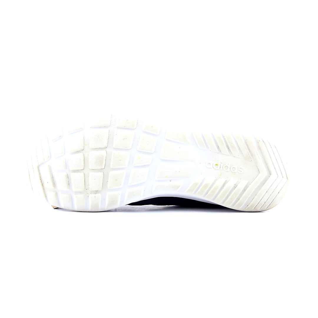 ADIDAS  CLOUDFOAM QT RACER