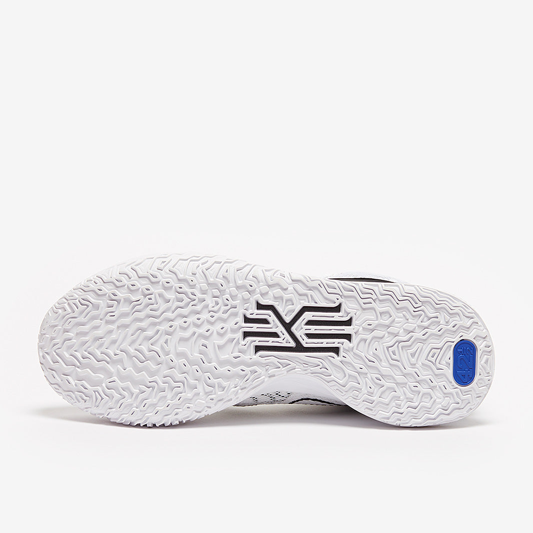 Nike Kyrie 7