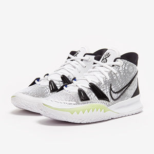 Nike Kyrie 7