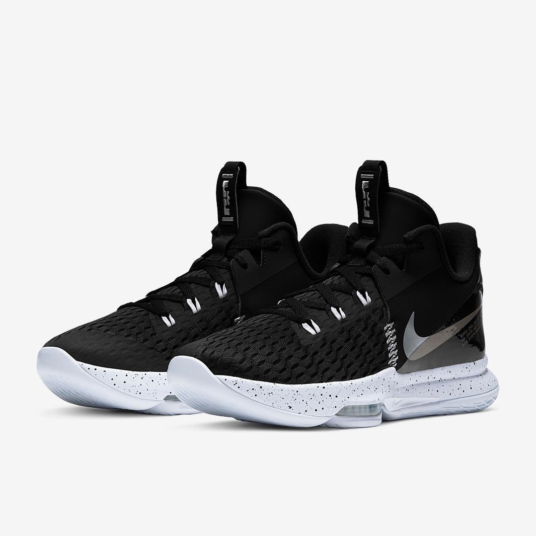 Nike Lebron Witness V