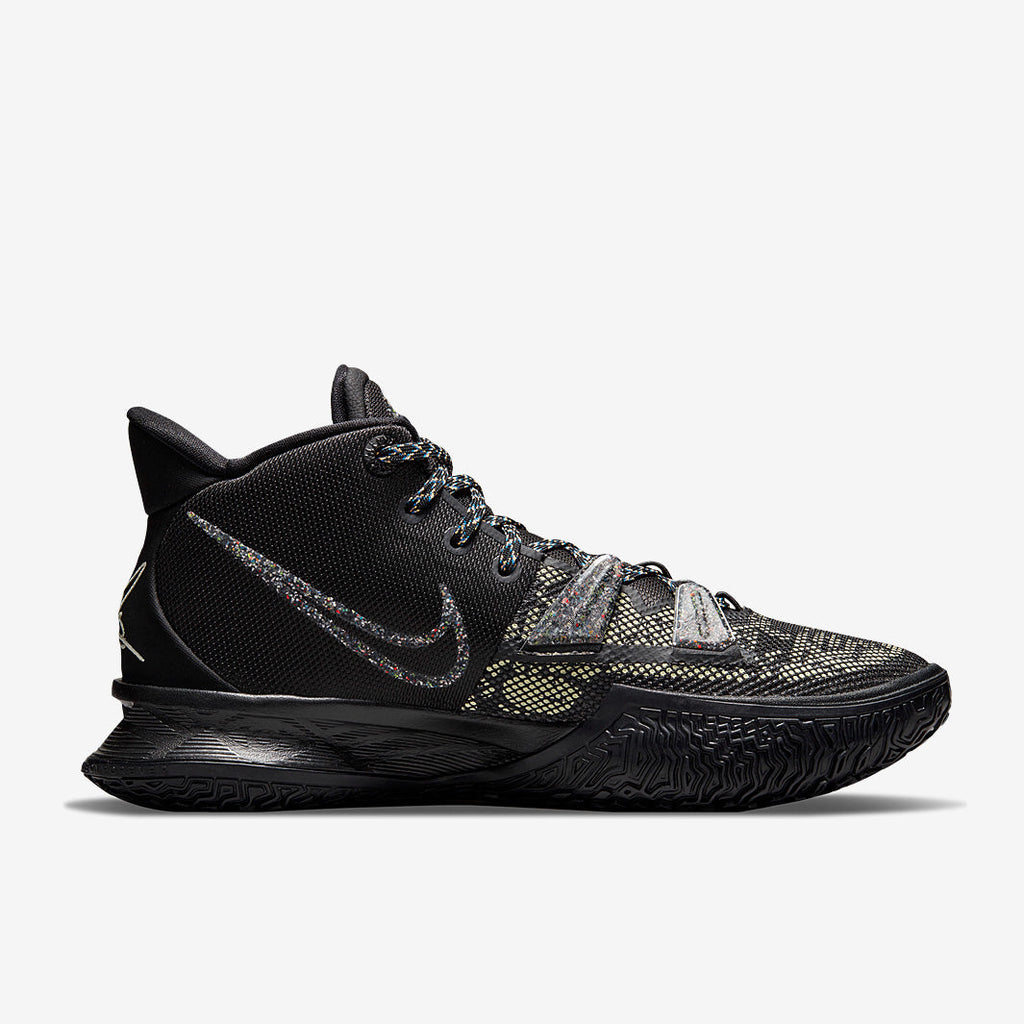 Nike Kyrie 7