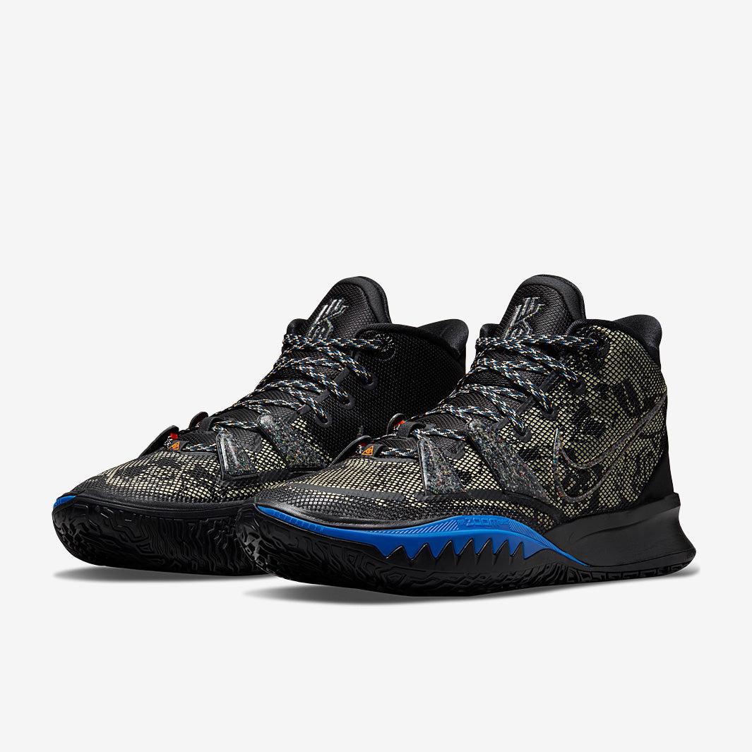 Nike Kyrie 7