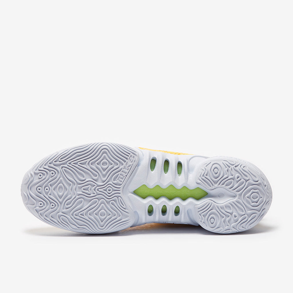 Nike Cosmic Unity 2