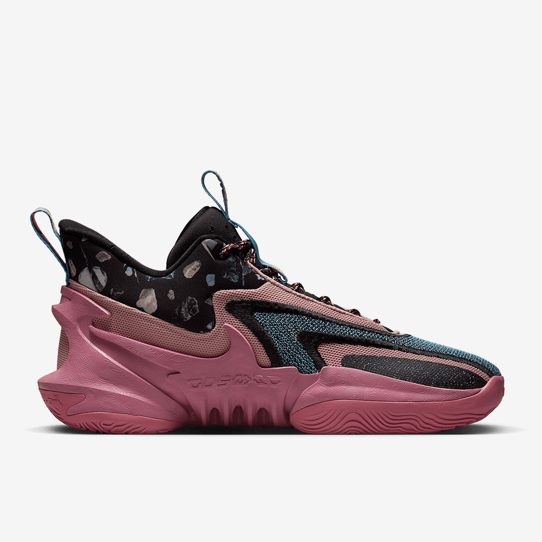 Nike Cosmic Unity 2