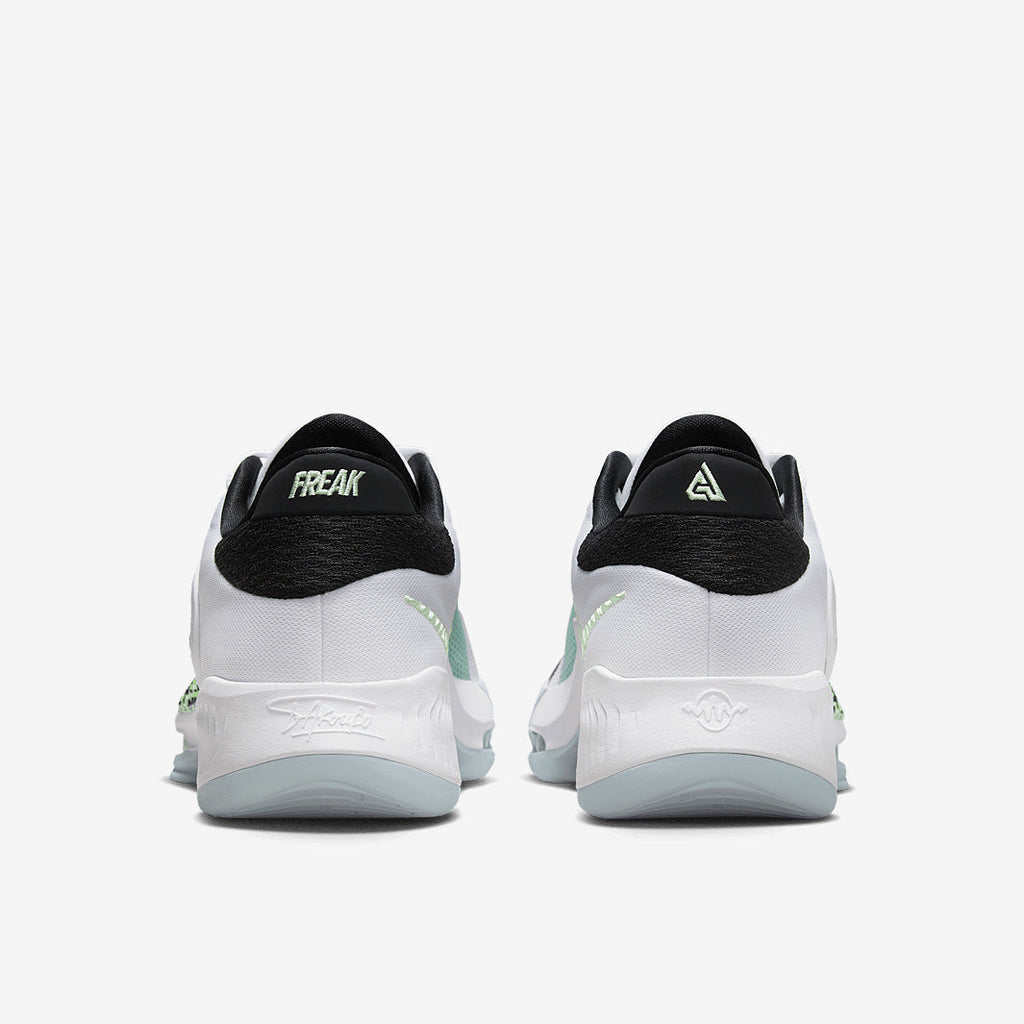 Nike Zoom Freak 4