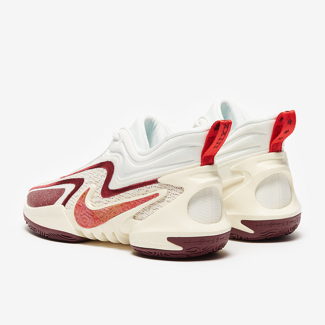 Nike Cosmic Unity 2