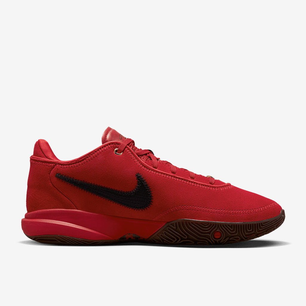 Nike LeBron 20
