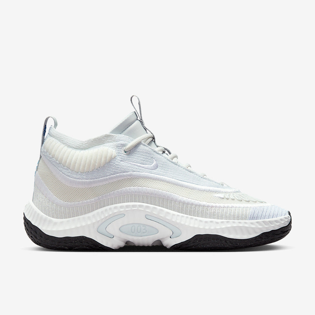 Nike Cosmic Unity 3