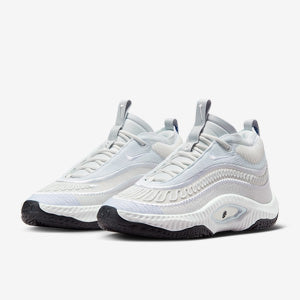 Nike Cosmic Unity 3