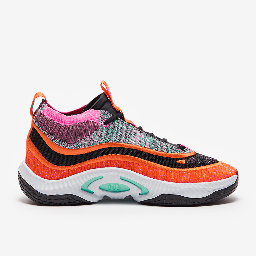 Nike Cosmic Unity 3
