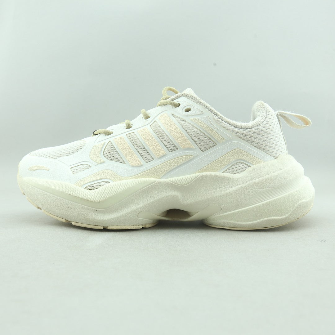 ADIDAS  MAXXCETUS