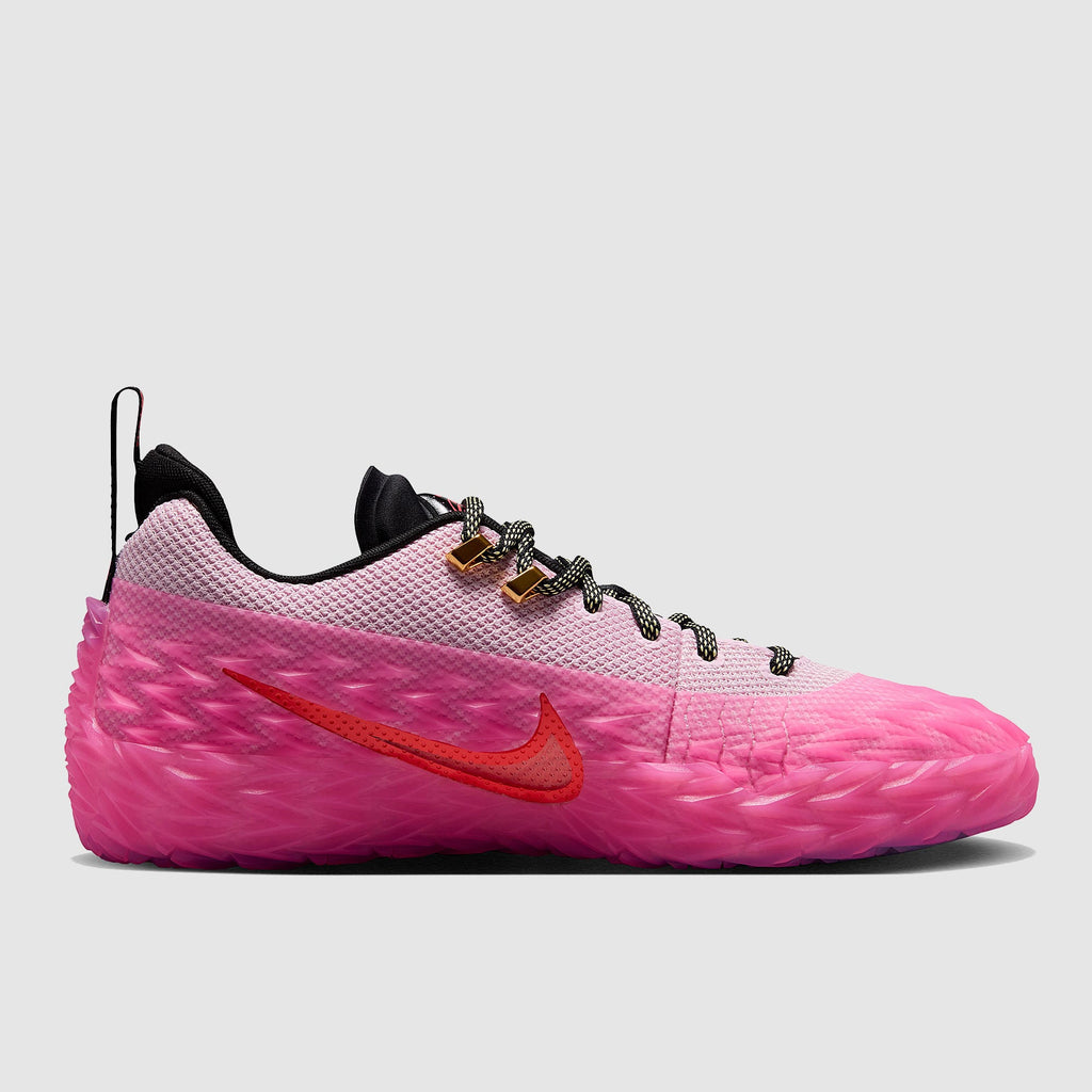 Nike S.T. Charge