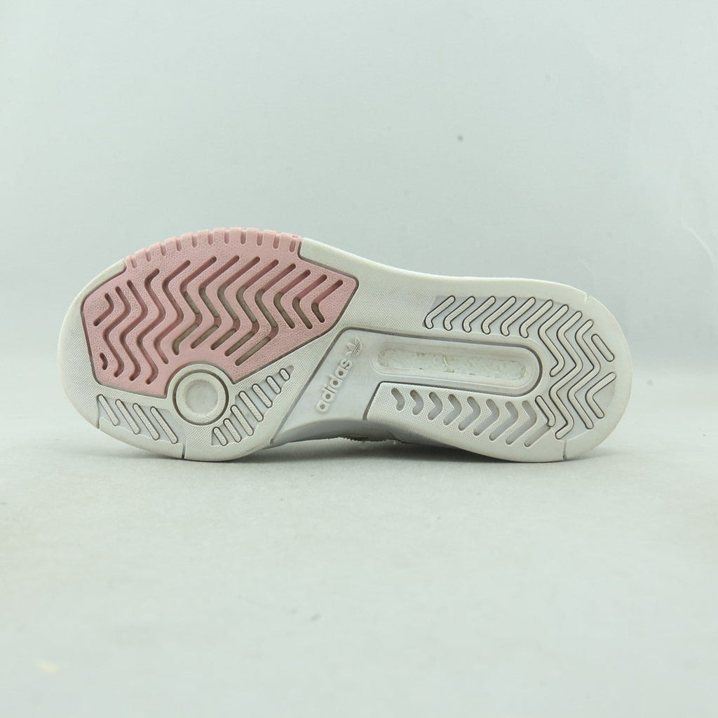 ADIDAS  DROP STEP