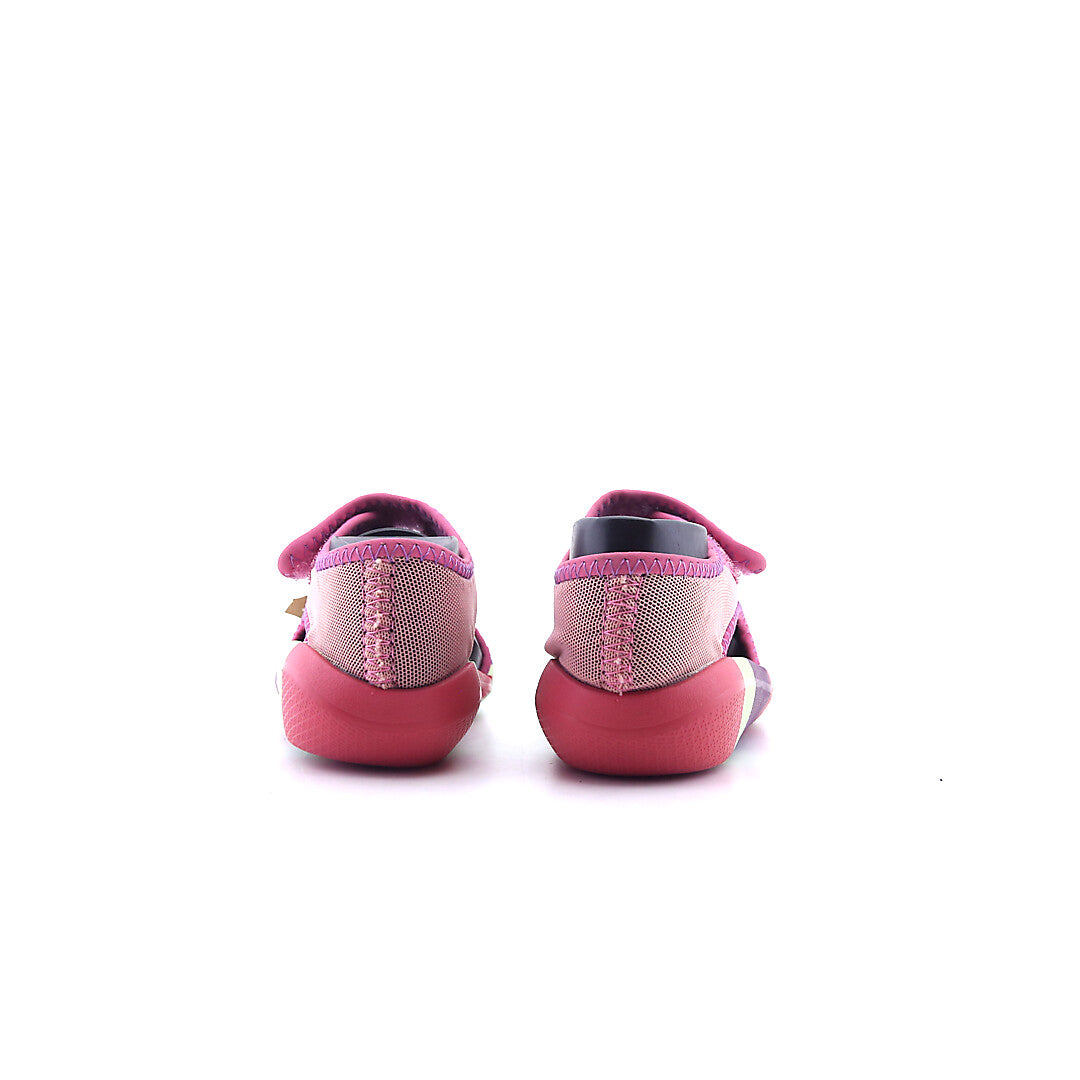ADIDAS  ALTAVENTURE