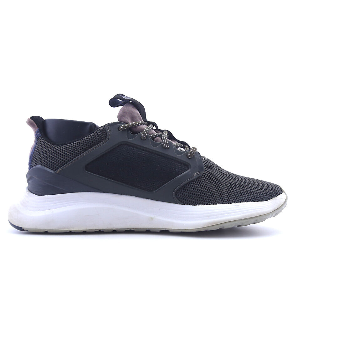 ADIDAS  ENERGY FALCON X