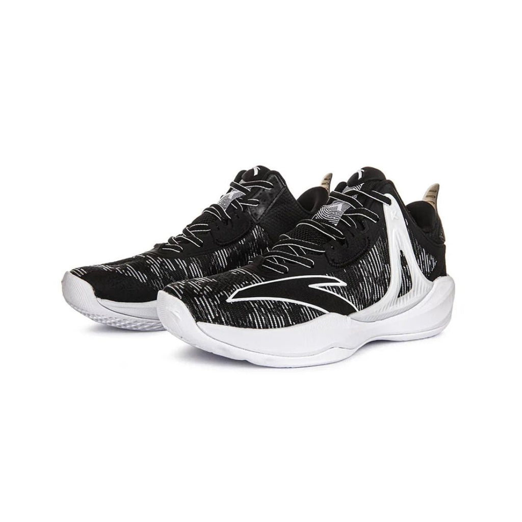Light Cavalry 8.0 Basketball Shoes