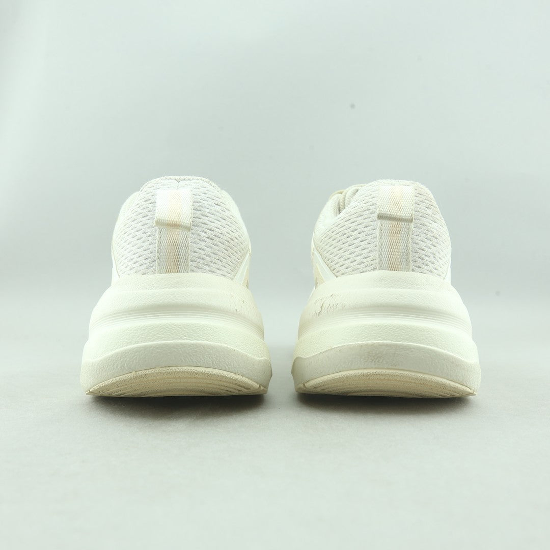 ADIDAS  MAXXCETUS