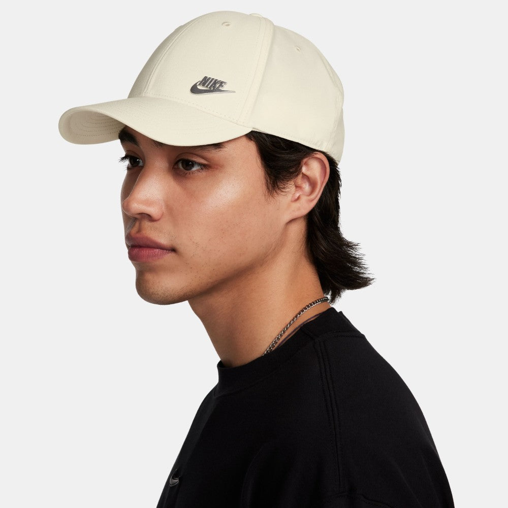 Dri-FIT Club Structured Metal Logo Cap